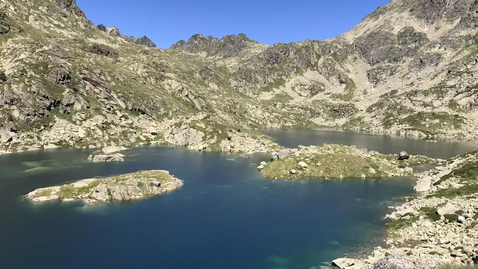 L'estany del Juclà. / A