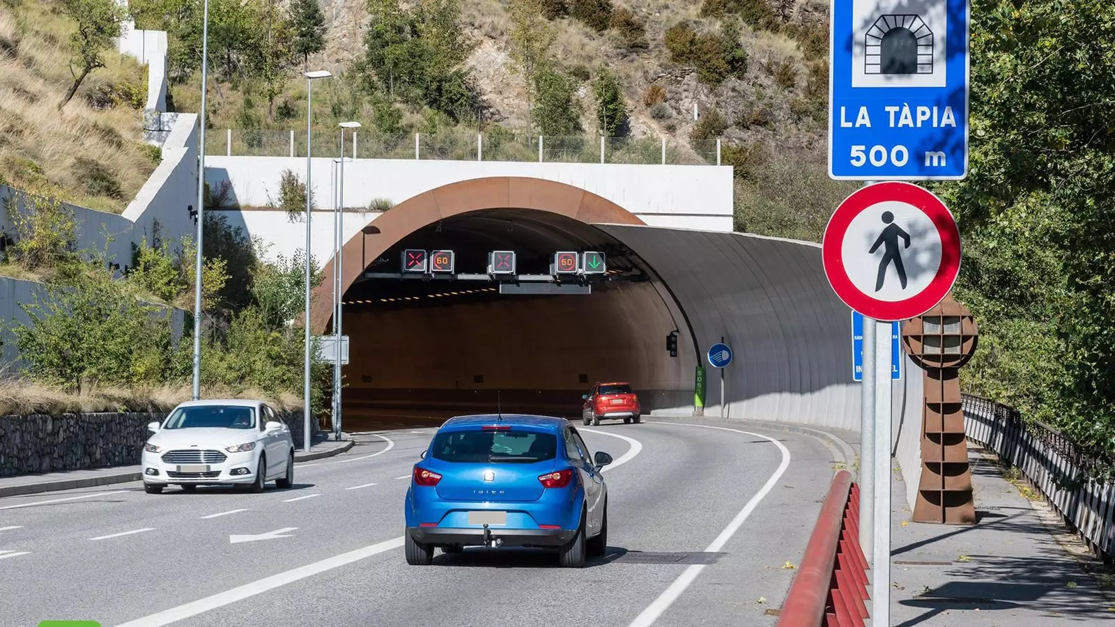Entrada al túnel de la Tàpia.