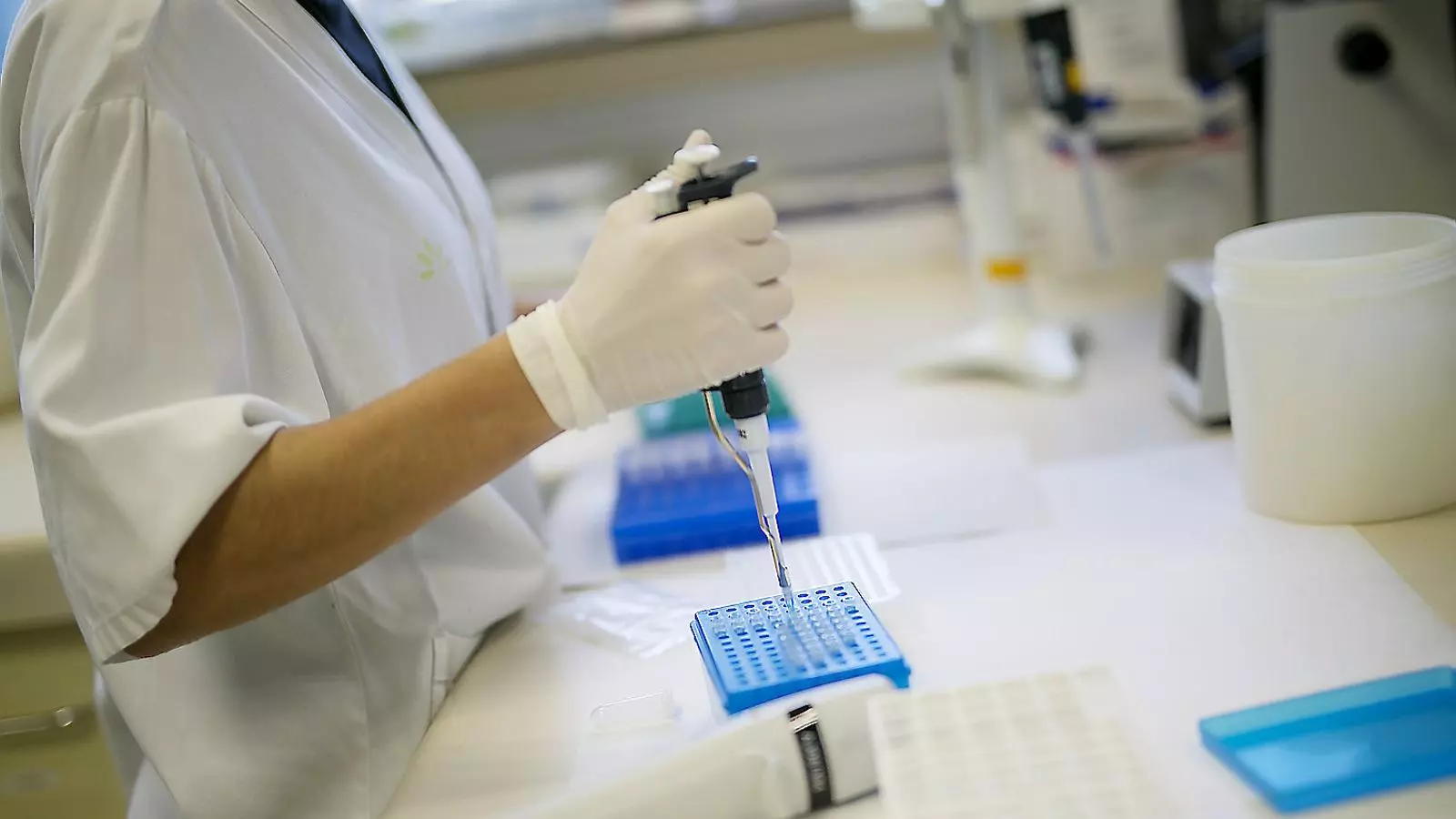 Universitats i centres de recerca esperen els recursos estatals.
