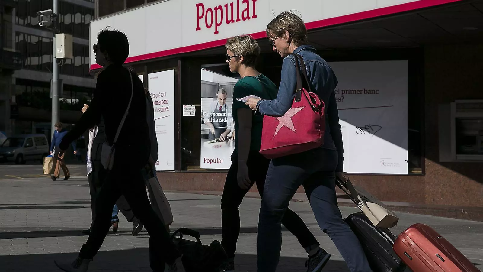 Imatge d’una oficina del Popular a Barcelona. El banc va fer fallida el 2017, vuit anys després que el Banc d’Espanya detectés que no tenia prou provisions.