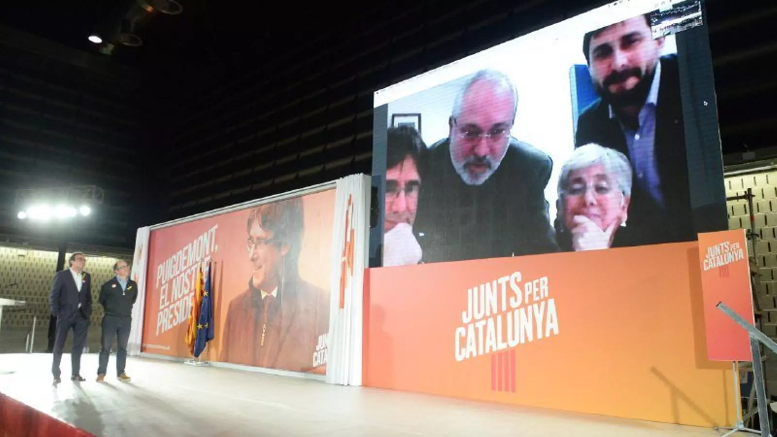 El retrobament amb Puigdemont a través d'una pantalla