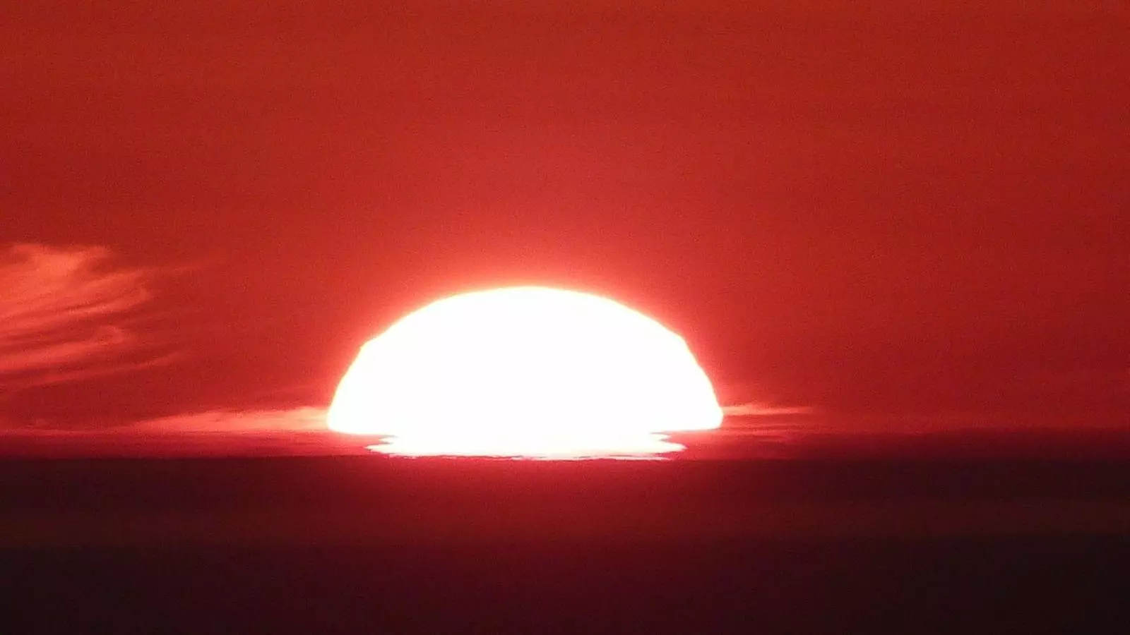 La sortida de Sol d'avui des de Gavà