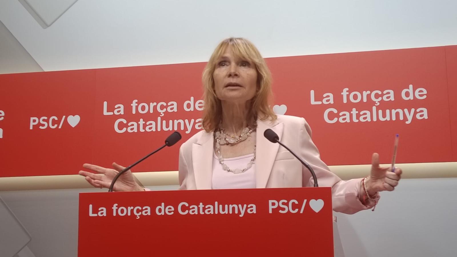 The spokesperson of the PSC, Lluïsa Moret, in this Monday's press conference.