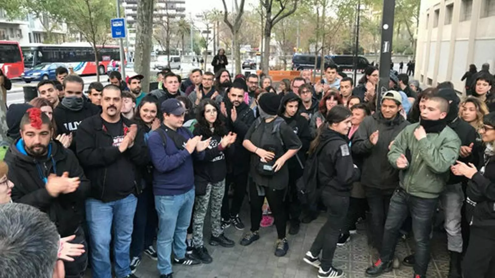 Concentració de joves antifeixistes, aquest divendres