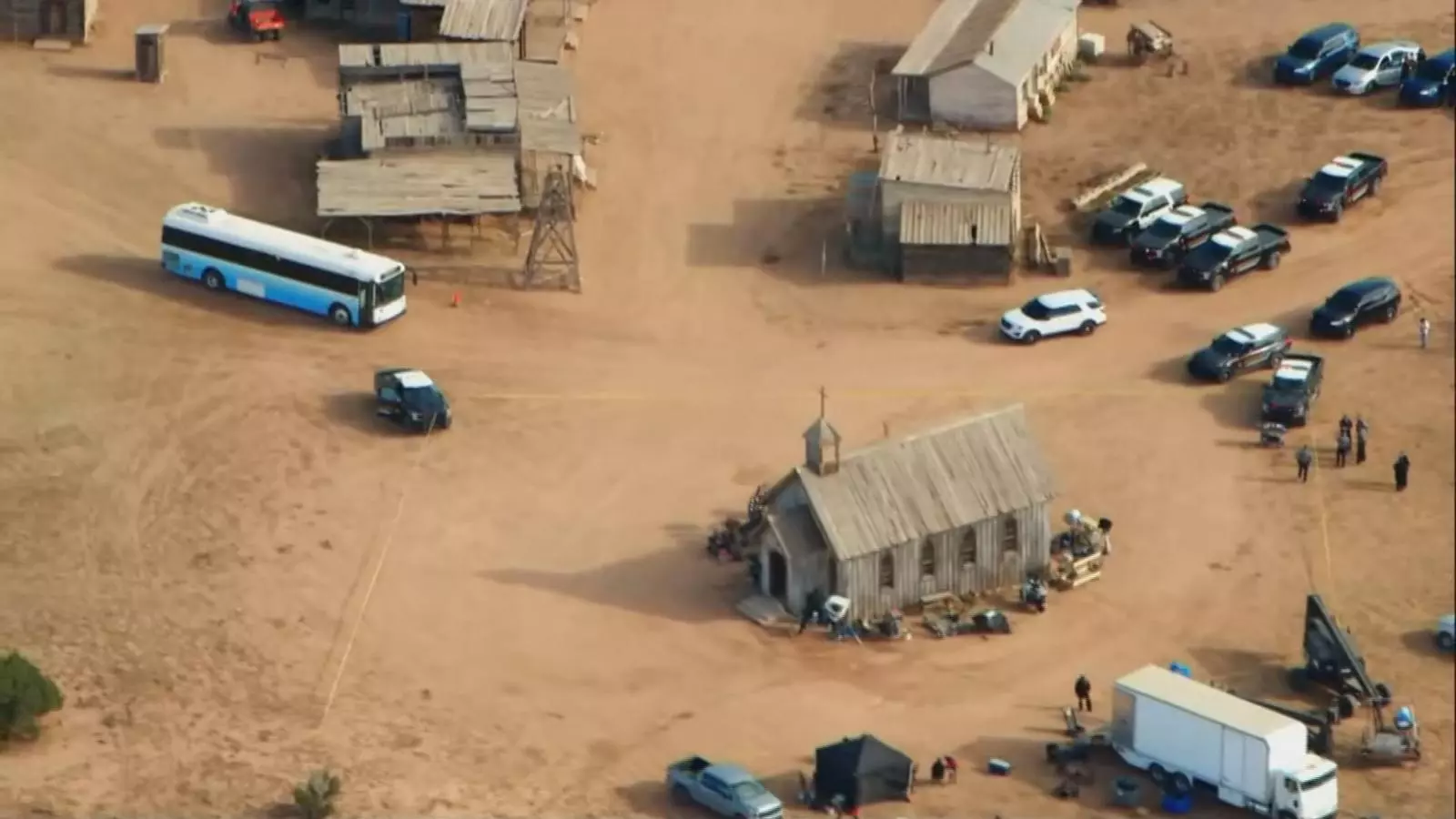 Vista aèria de Bonanza Creek, el ranxo on es rodava el film protagonitzat per Alec Baldwin
