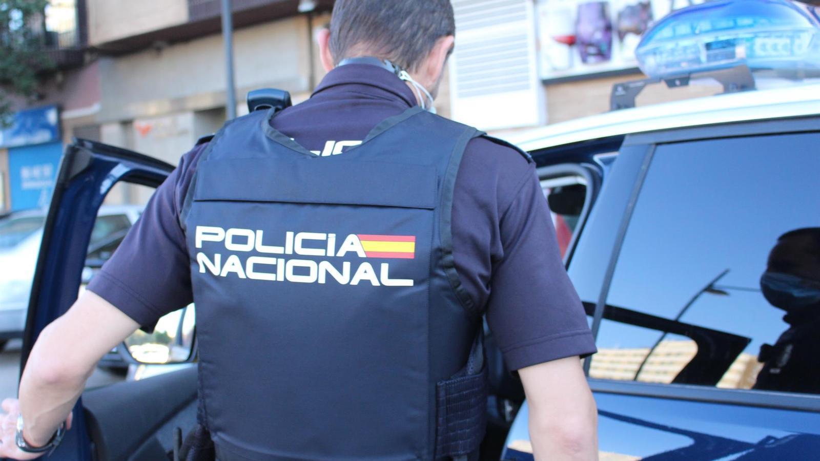 Agent de la Policia Nacional.