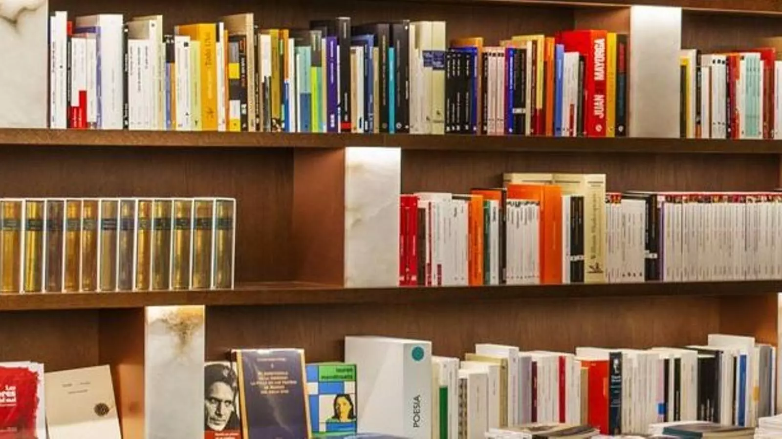 Els llibres, protagonistes de Sant Jordi