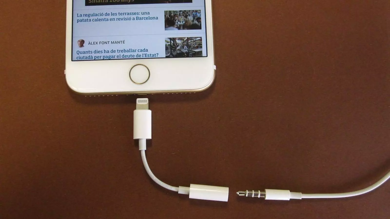 Apple canvia l’iPhone sense que es noti