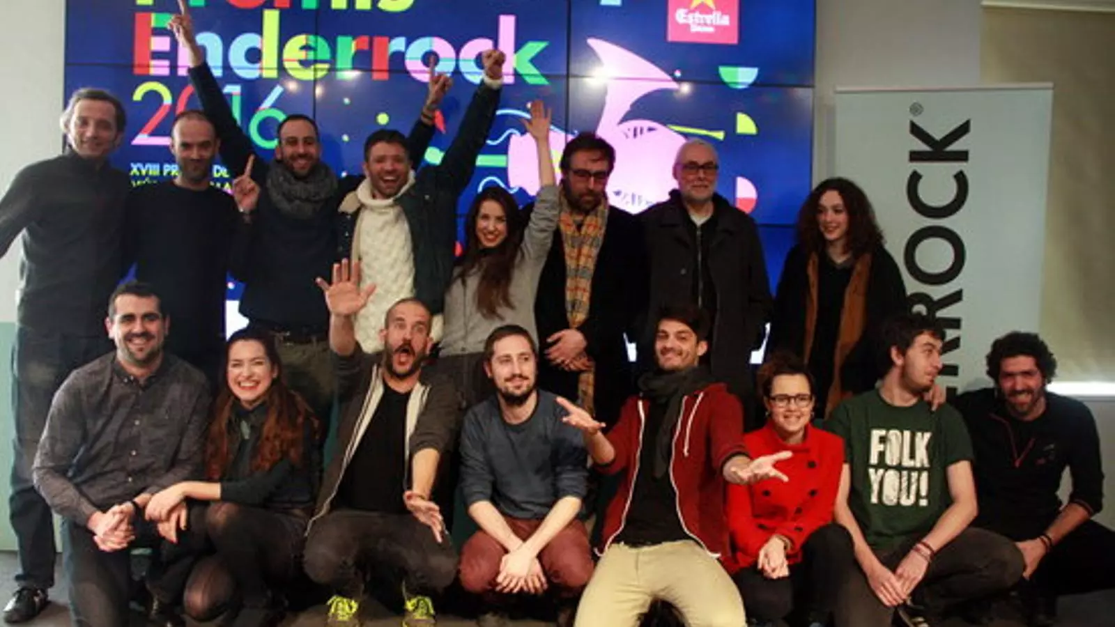 El artistes guardonats per votació popular dels Premis Enderrock 2016 a l'Antiga Fàbrica Damm. / ACN