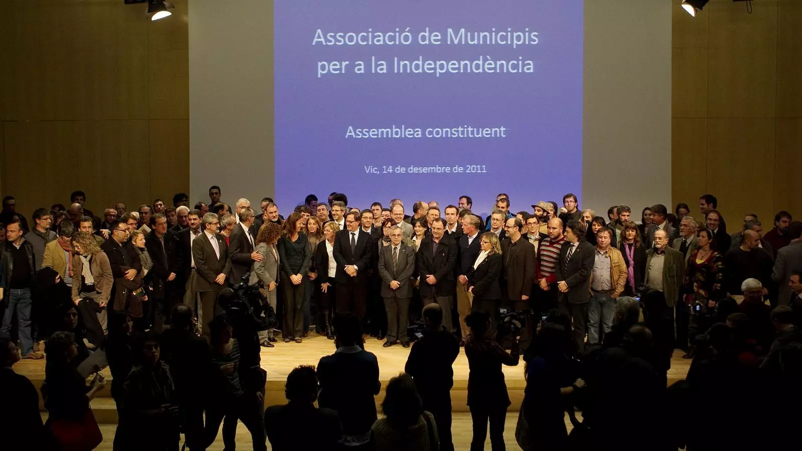 Els municipis sobiranistes insten el Govern a no rebaixar el concert