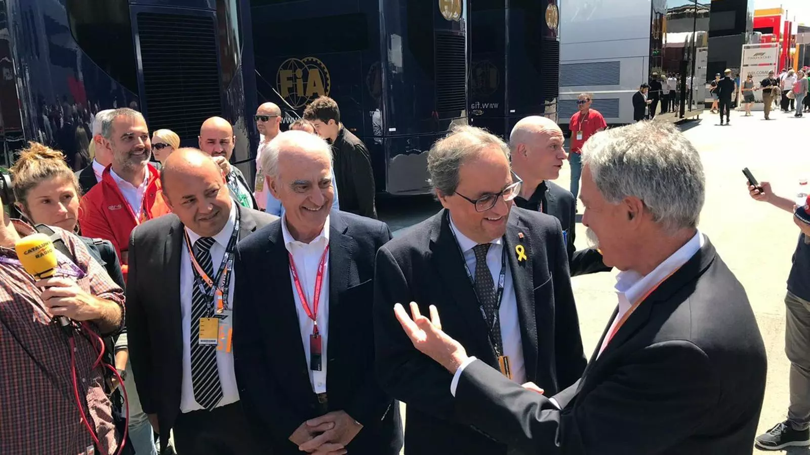 Quim Torra, president de la Generalitat, amb Chase Carey, CEO de la F1, i Vicenç Aguilera, president del Circuit
