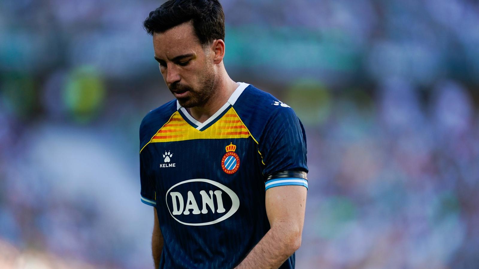 El Español jugará en Vallecas con la senyera y una rosa de Sant Jordi en la camiseta.