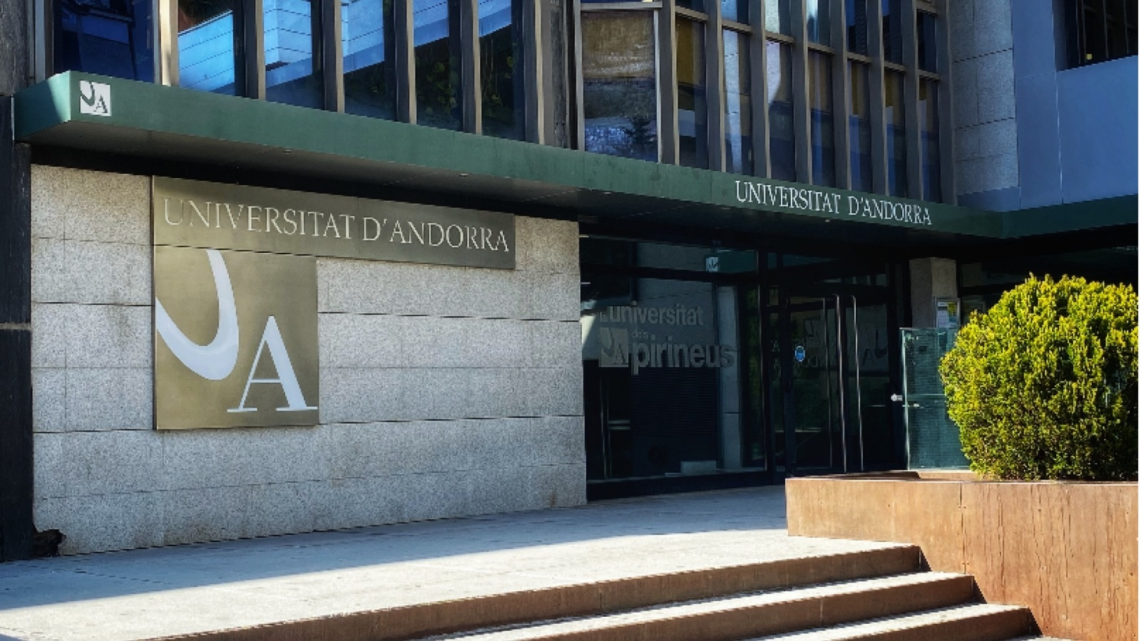 La façana de la Universitat d'Andorra.