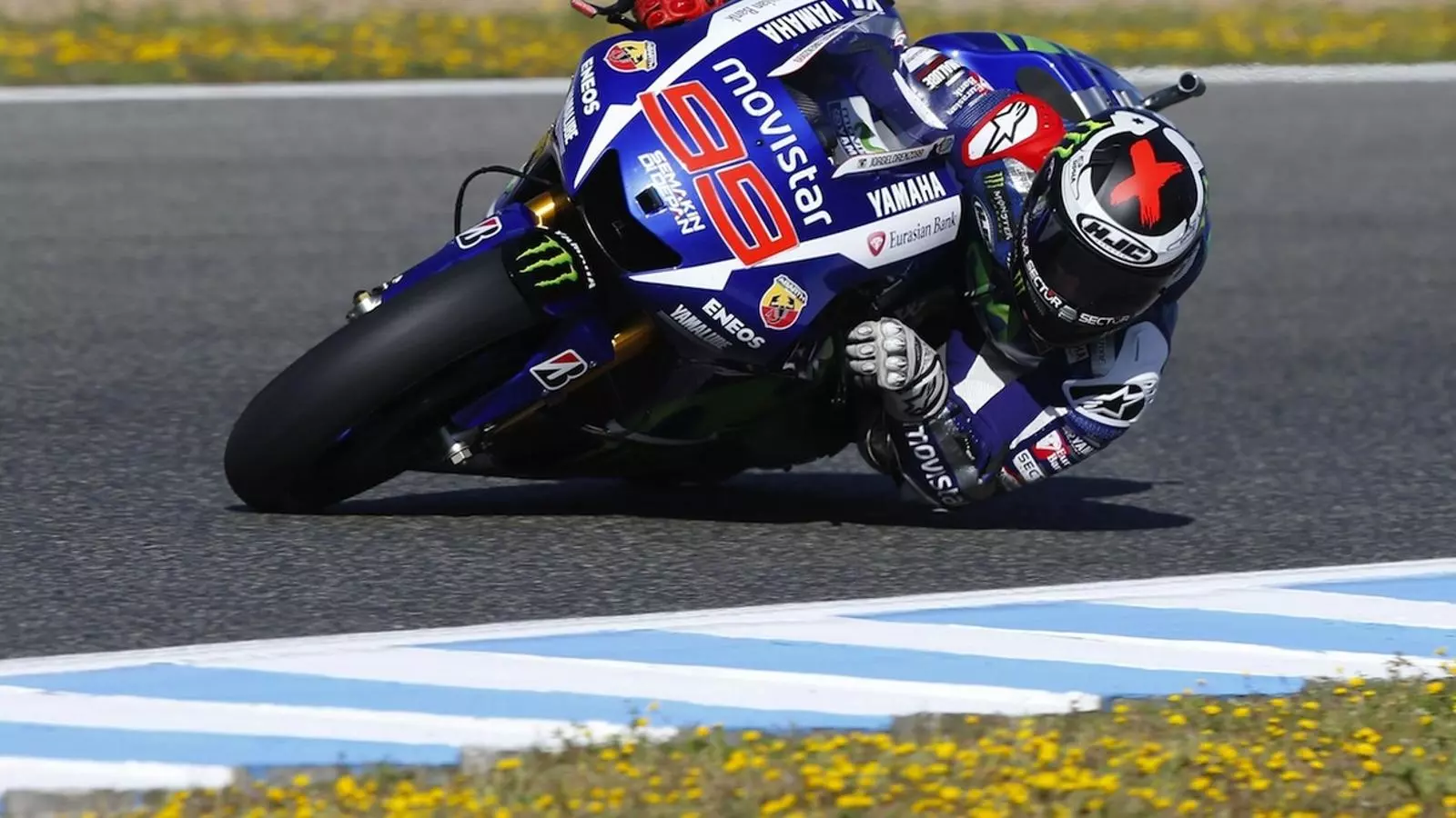 Jorge Lorenzo, durant els entrenaments lliures al circuit de Jerez / ROMAN RIOS / EFE