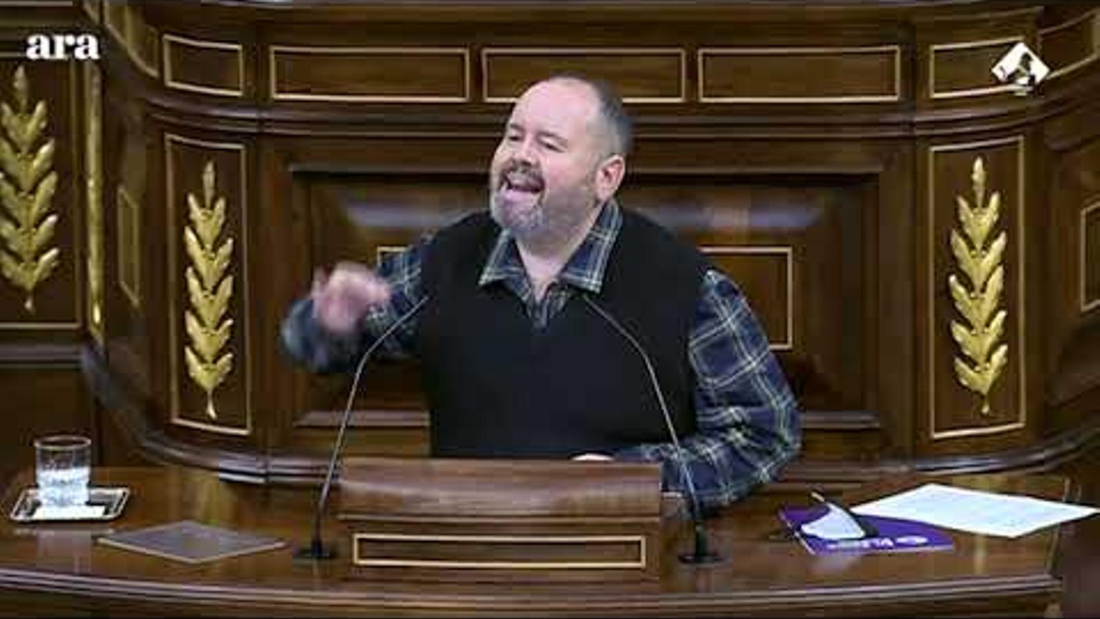 Mena: "La utilització política que estan fent els diputats de Vox d'una criatura és repugnant"