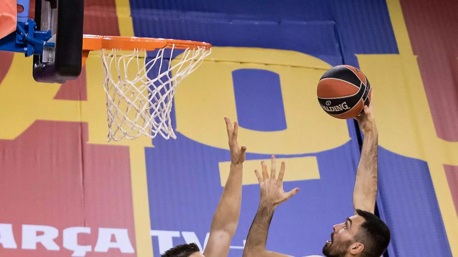 Pierre Oriola en acció durant el partit d’ahir.