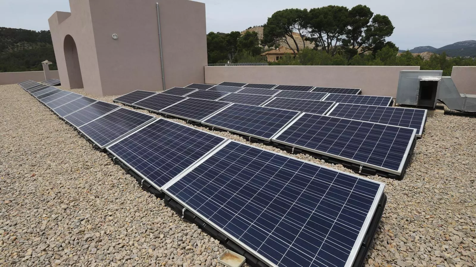 Una de les instal·lacions de plaques solars que hi ha a les Balears.
