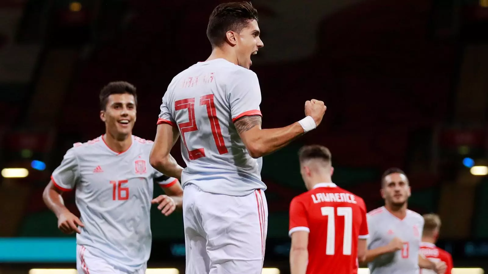 La selecció espanyola es desfà d'una feble Gal·les (1-4)