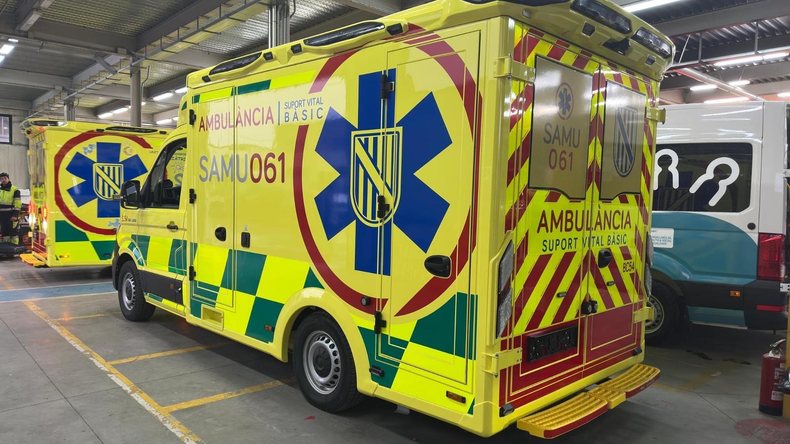 An ambulance from 061 in an archive image