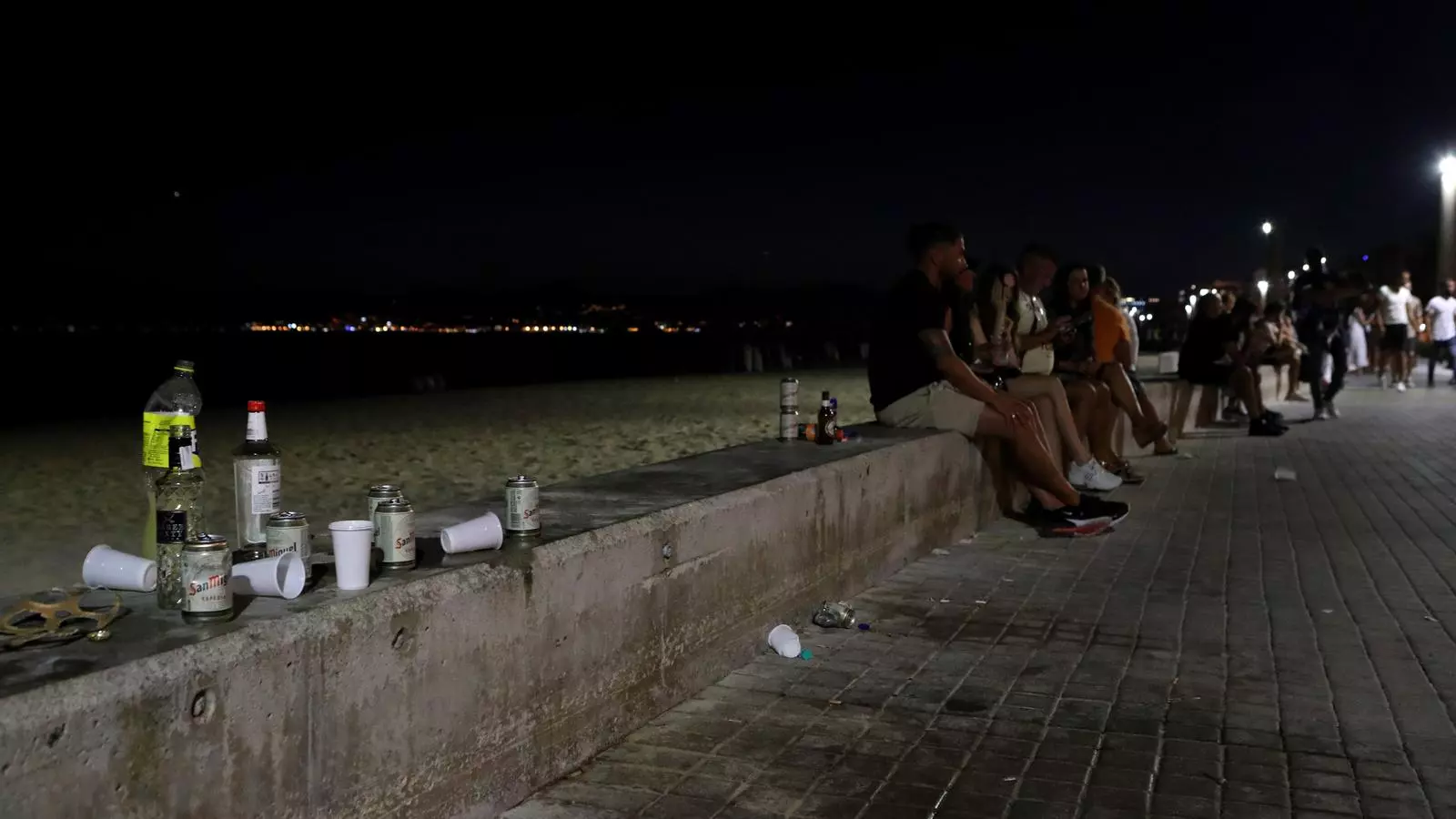 La platja de Palma és una de les zones més afectades per la botellada, juntament amb els polígons.