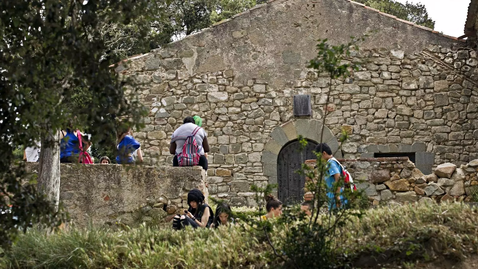 SERRALADA LITORAL Les zones incloses dins dels parcs naturals tenen més projecció turística, com l'ermita de Sant Mateu, a Premià de Dalt.