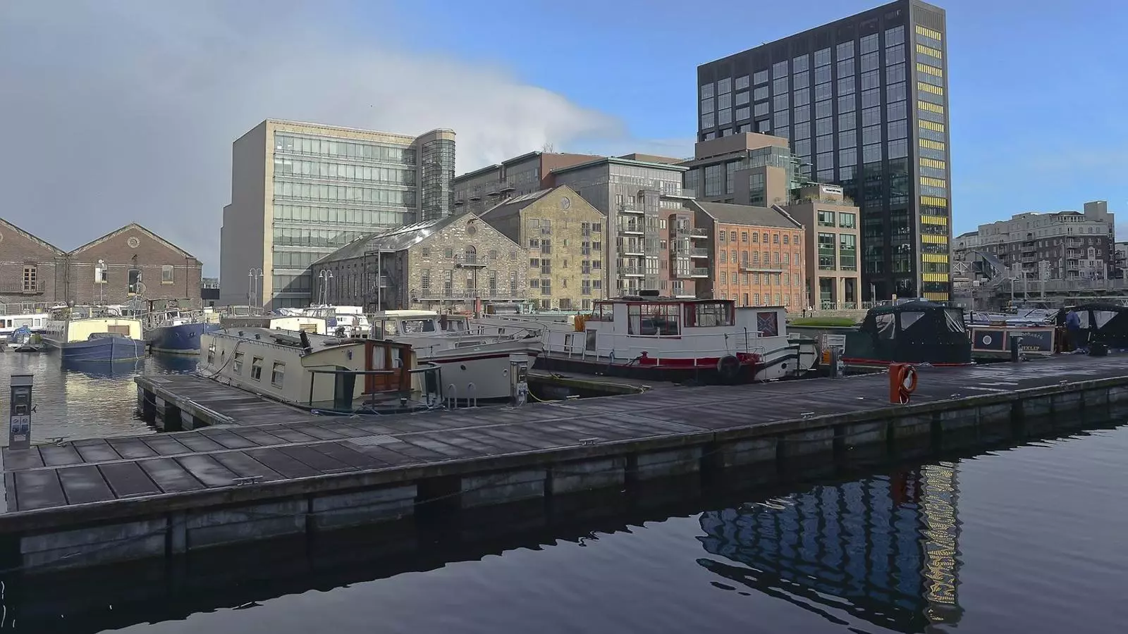 La zona de l’oest del Gran Canal de Dublín acull gran part de les seus de les companyies tecnològiques.