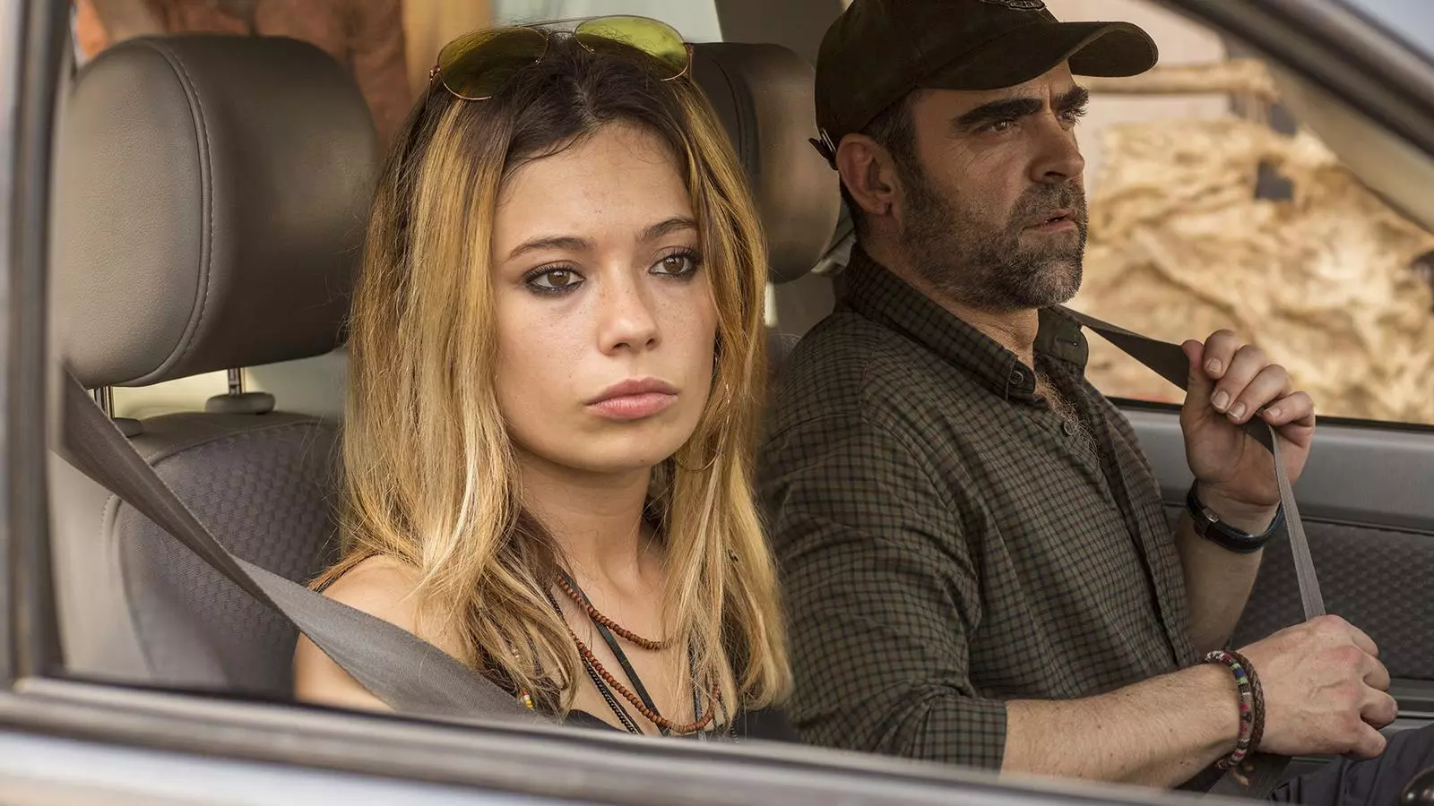 Anna Castillo i Luis Tosar al film 'Adú'