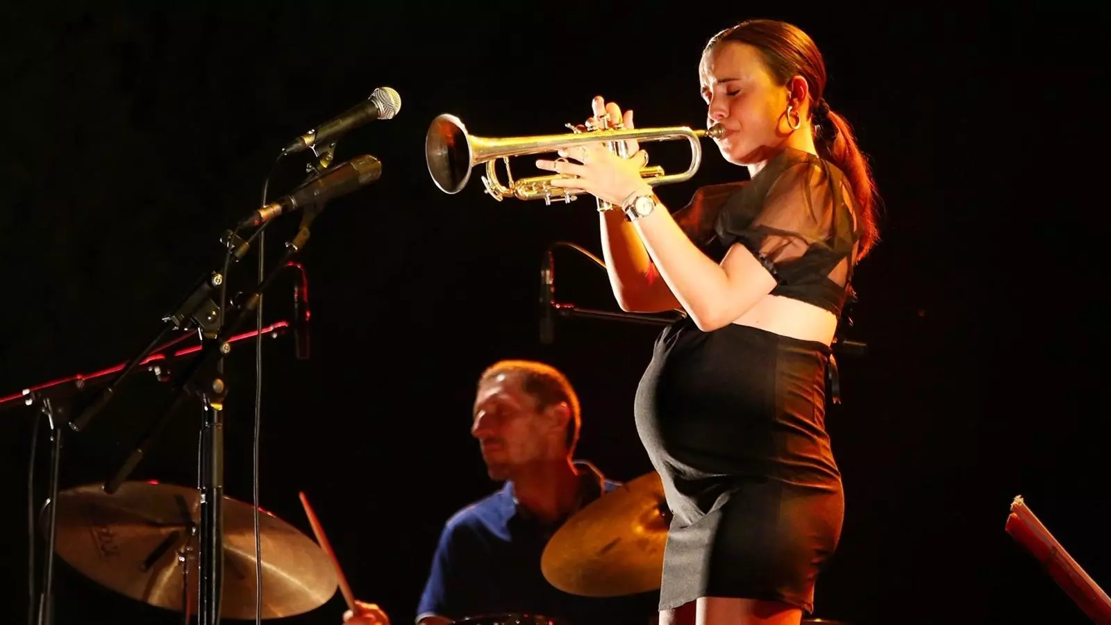 Esteve Pi i Andrea Motis als Jardins de Pedralbes.