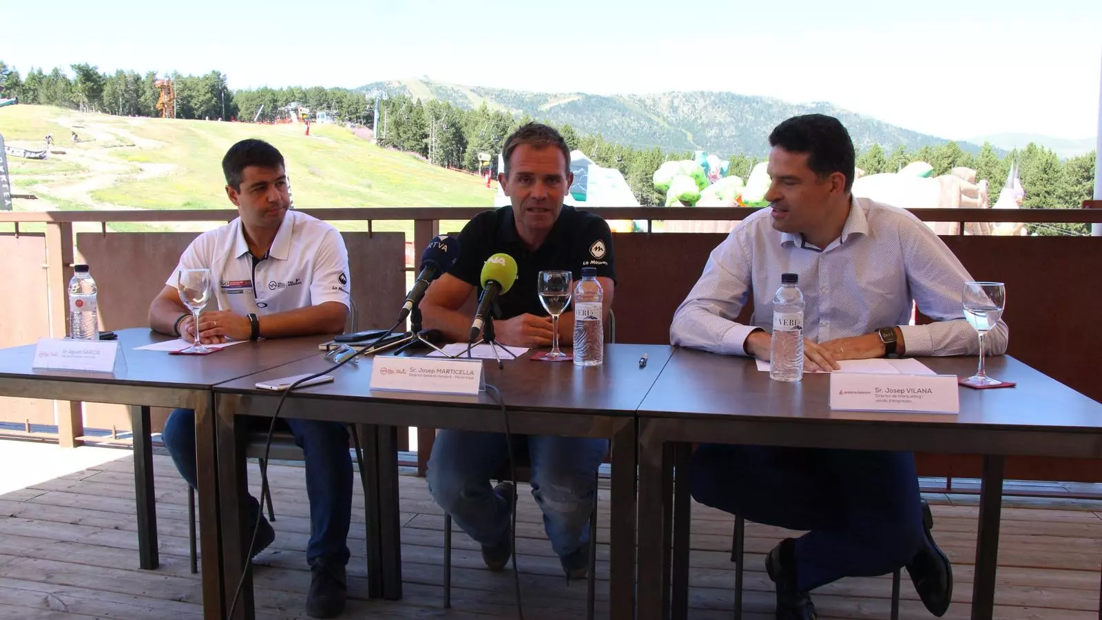 Agustí García, cap de projectes i Sistemes, Josep Marticella, director General Vallnord - Pal Arinsal i Josep Vilana, director de màrqueting i venda d'empreses. / M. R. F. (ANA)