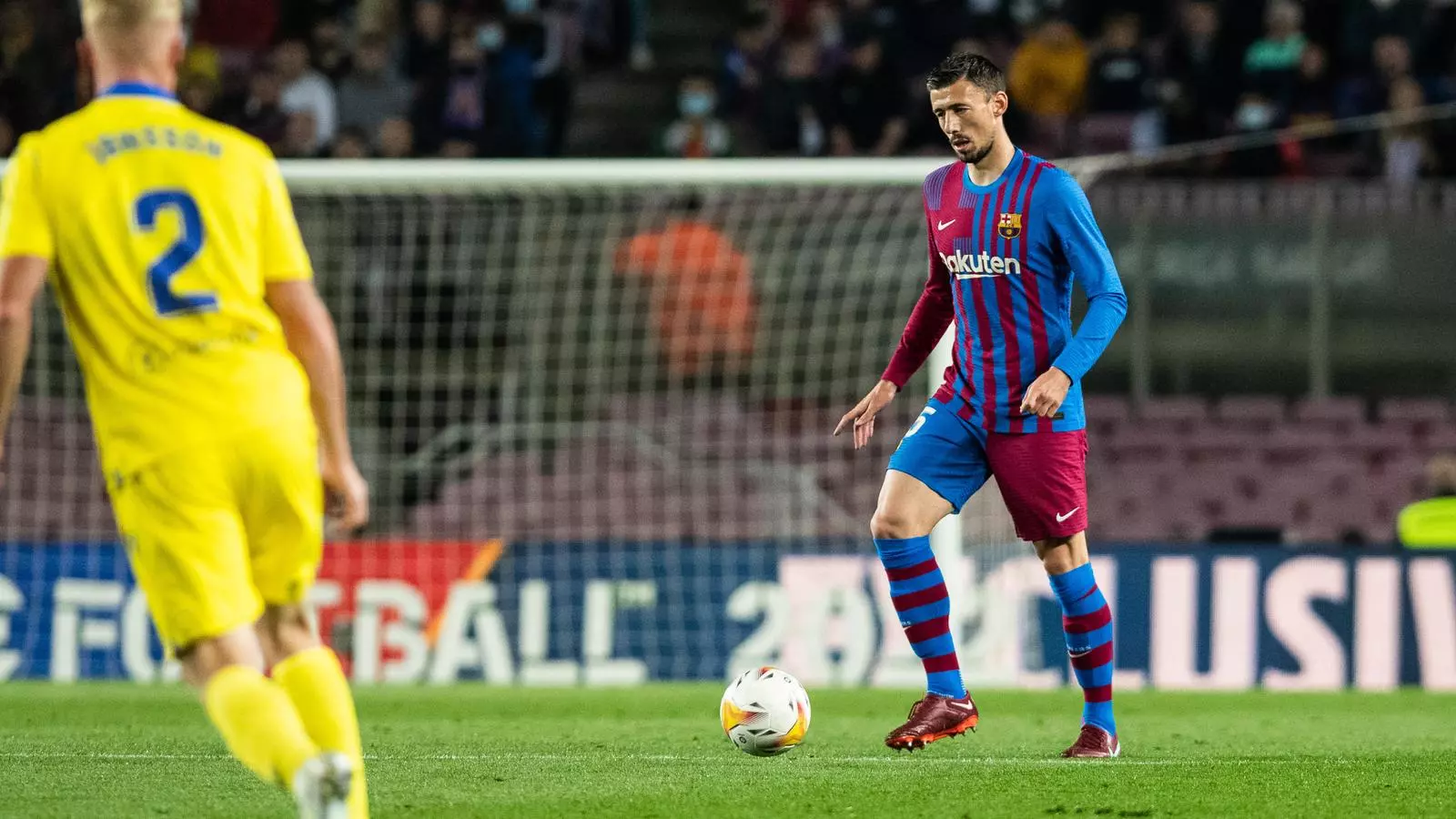 Clement Lenglet durant el partit contra el Cadis al Camp Nou