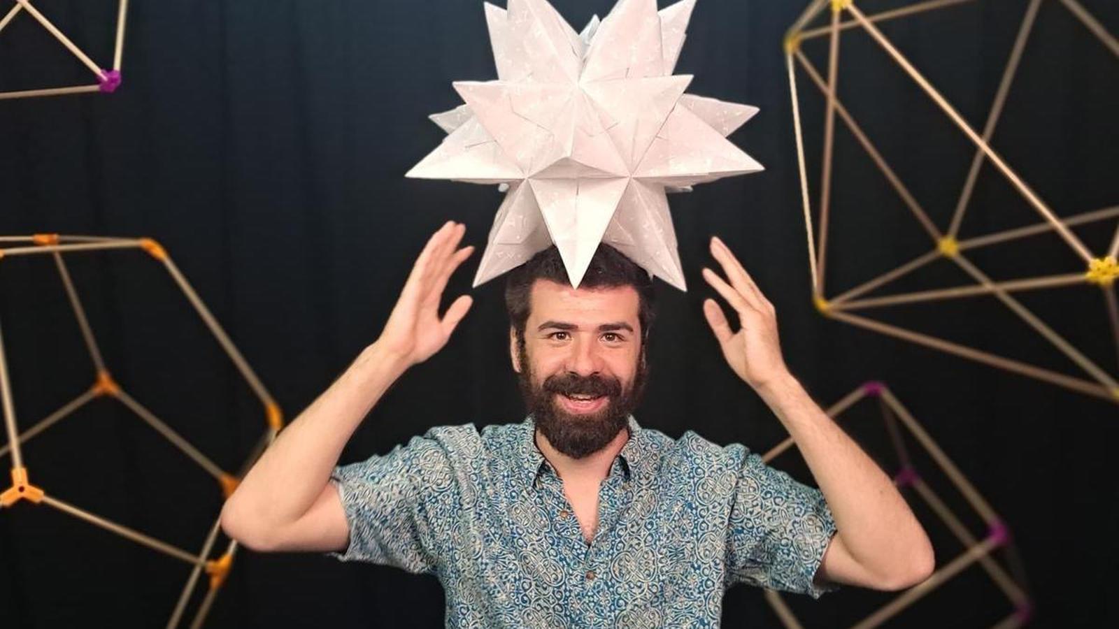 Mathematician and co-director of Explorium, Pol Landman
