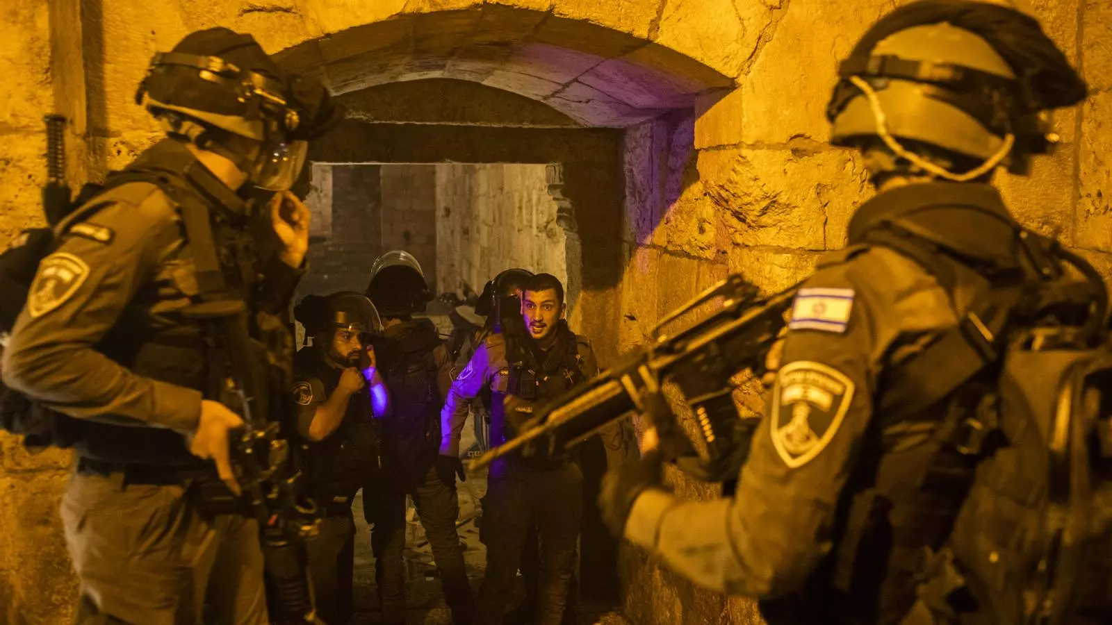 Soldats israelíes en una protesta por el cierre de la mezquita de A el-Aqsa durante el Ramadan, este sábado.