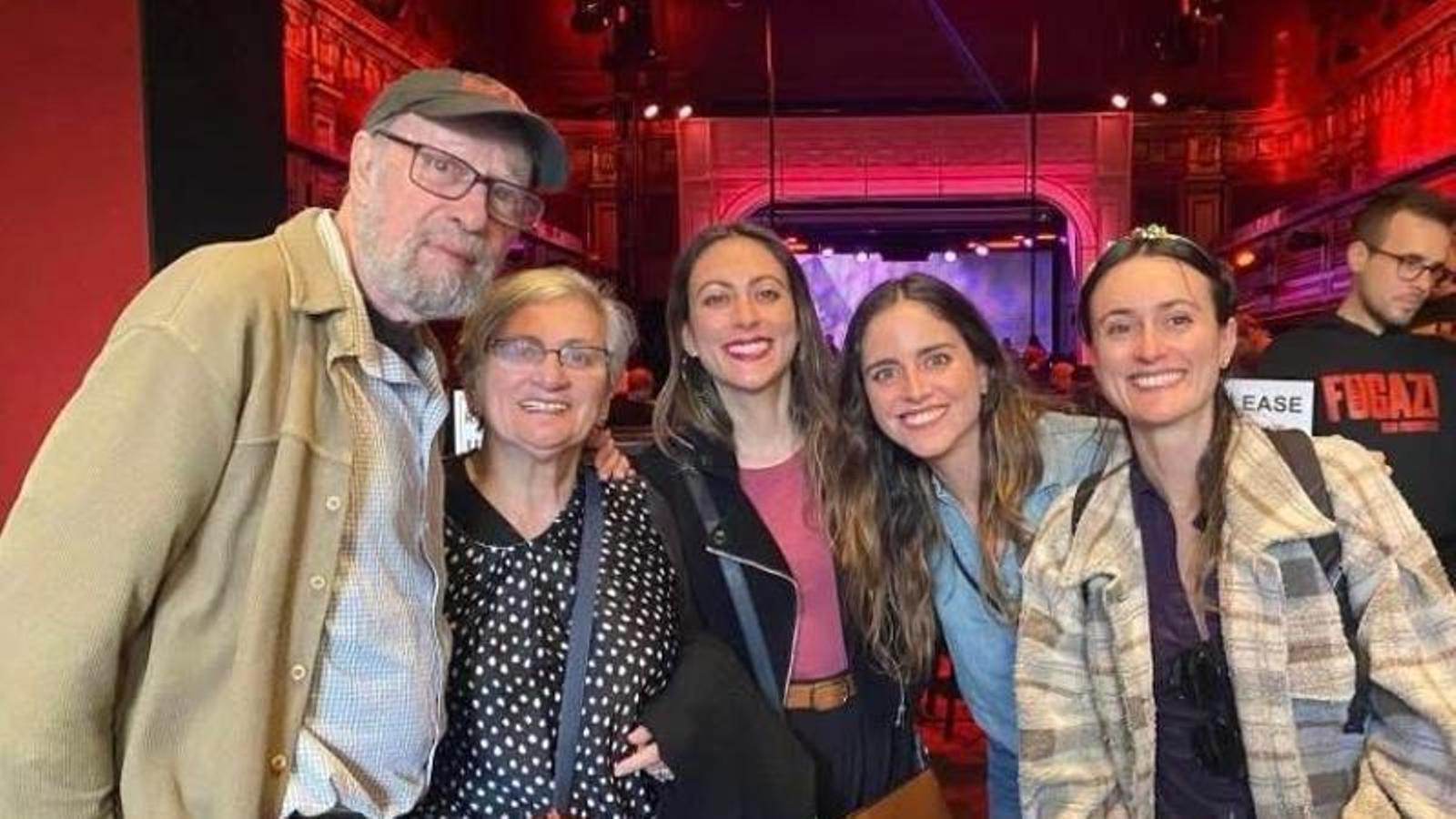 Ralph, Carmen y sus hijas