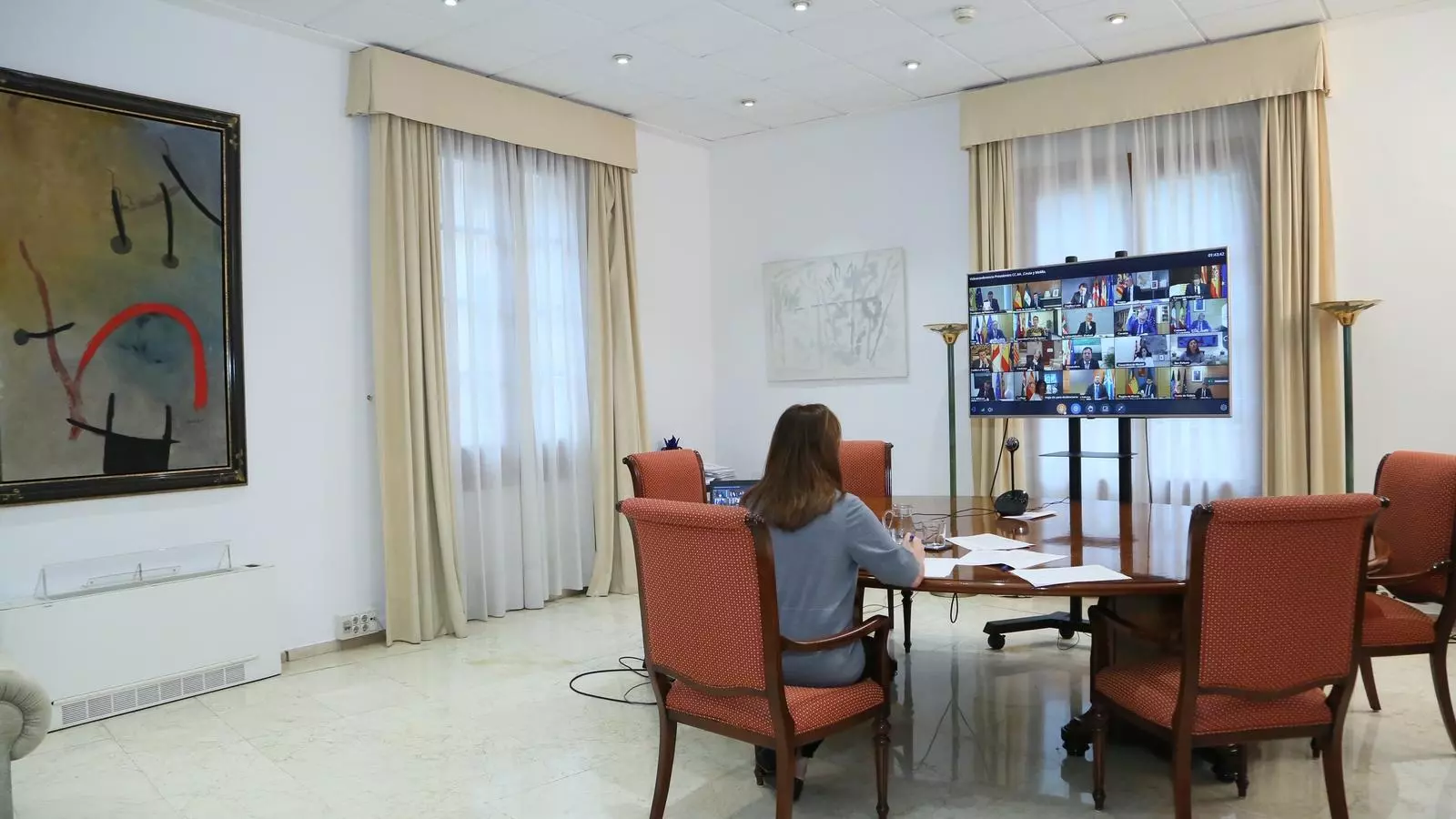 Francina Armengol durant una videoconferència./ ARXIU