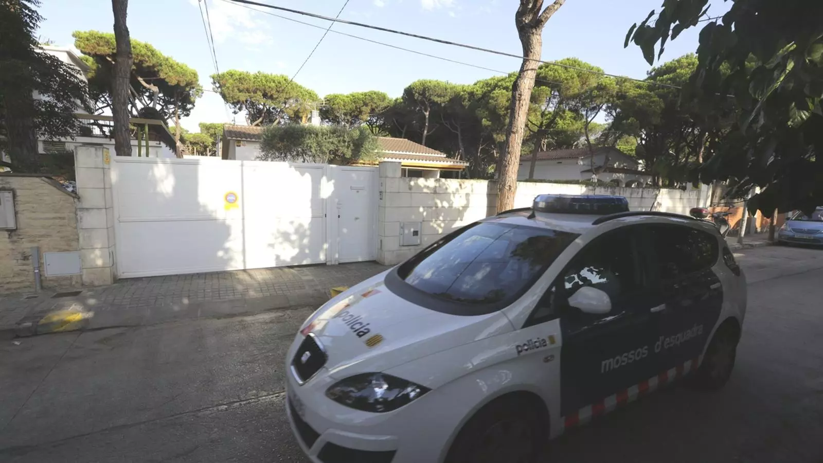 La casa de Castelldefels on un home hauria mort la seva familia / MANOLO GARCIA