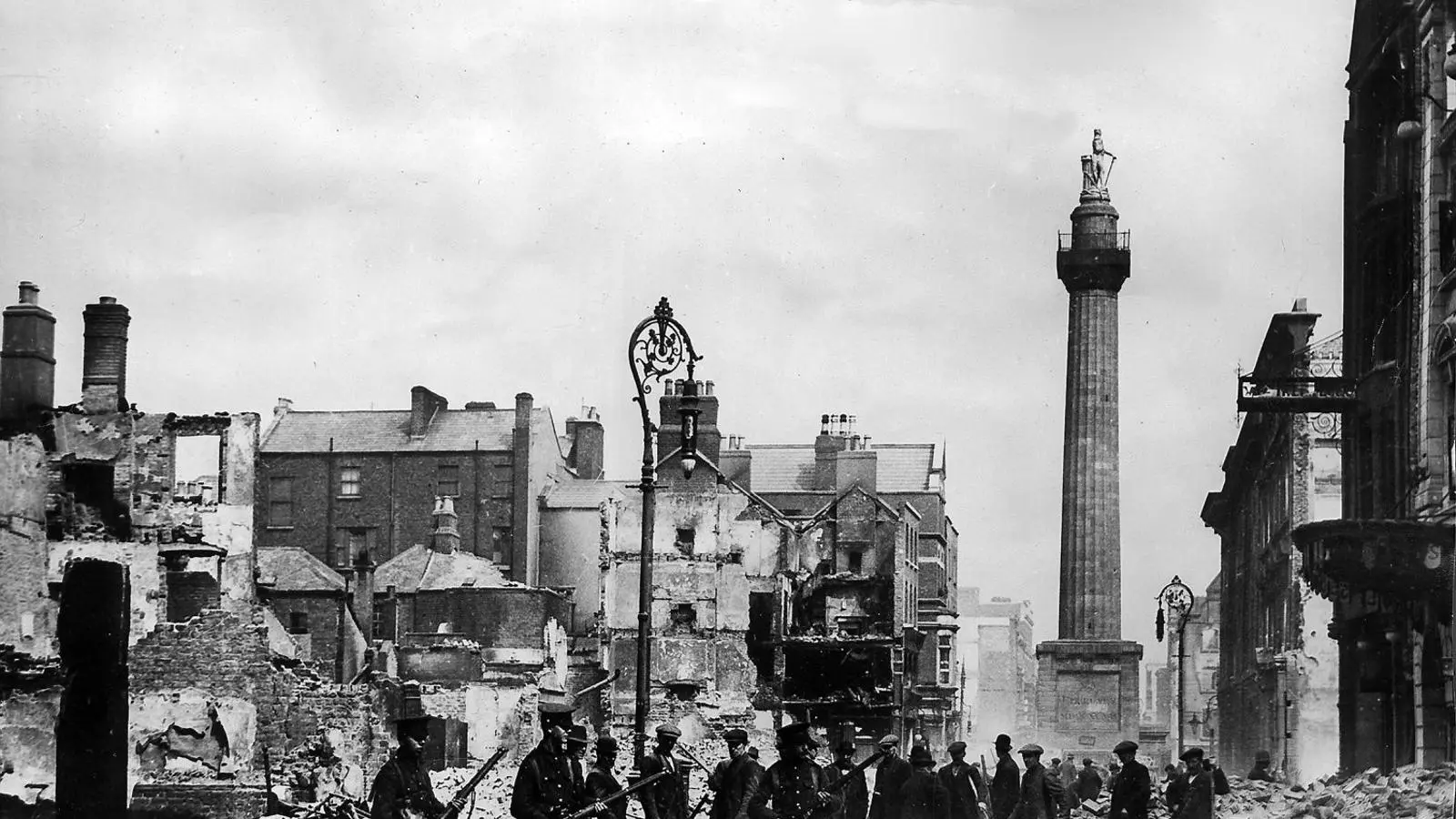 L’Alçament de Pasqua del 1916 va ser reprimit amb duresa per les tropes britàniques.