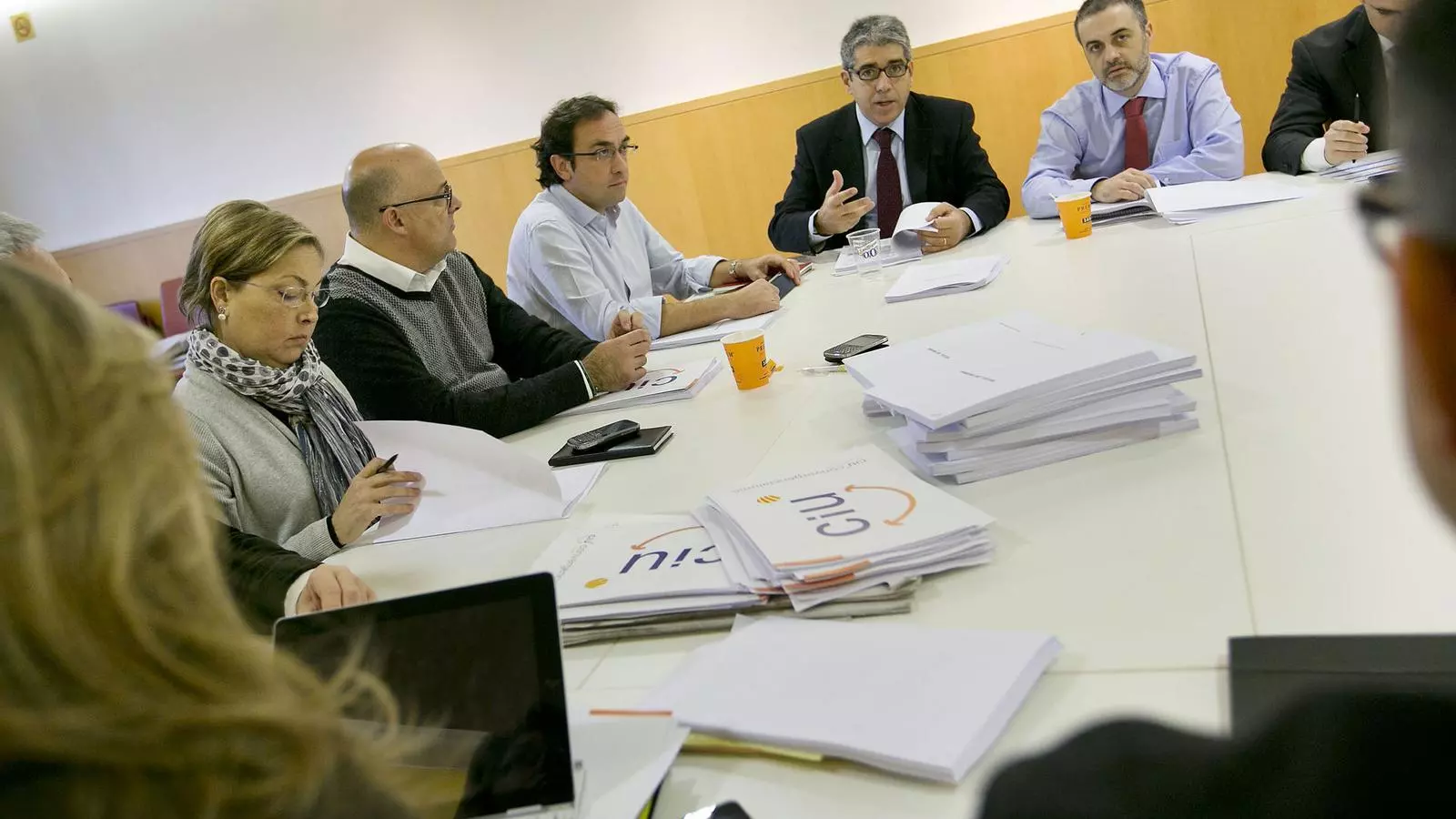 Francesc Homs intervé en el comitè de campanya de CiU, que dirigeix Lluís Corominas