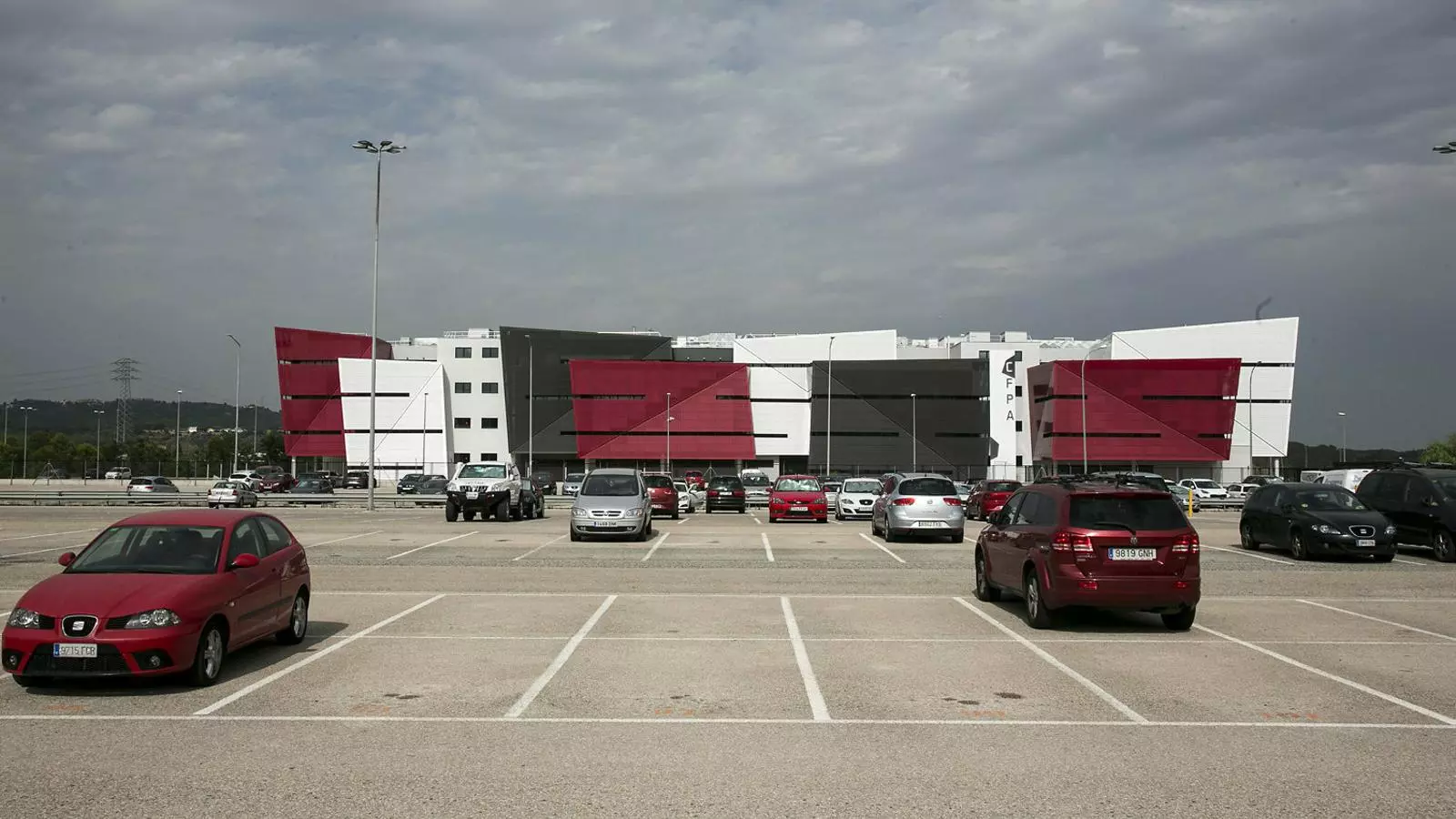 El centre de FP de l’automoció de Martorell es va estrenar el març del 2015, però no té pràcticament cap activitat.