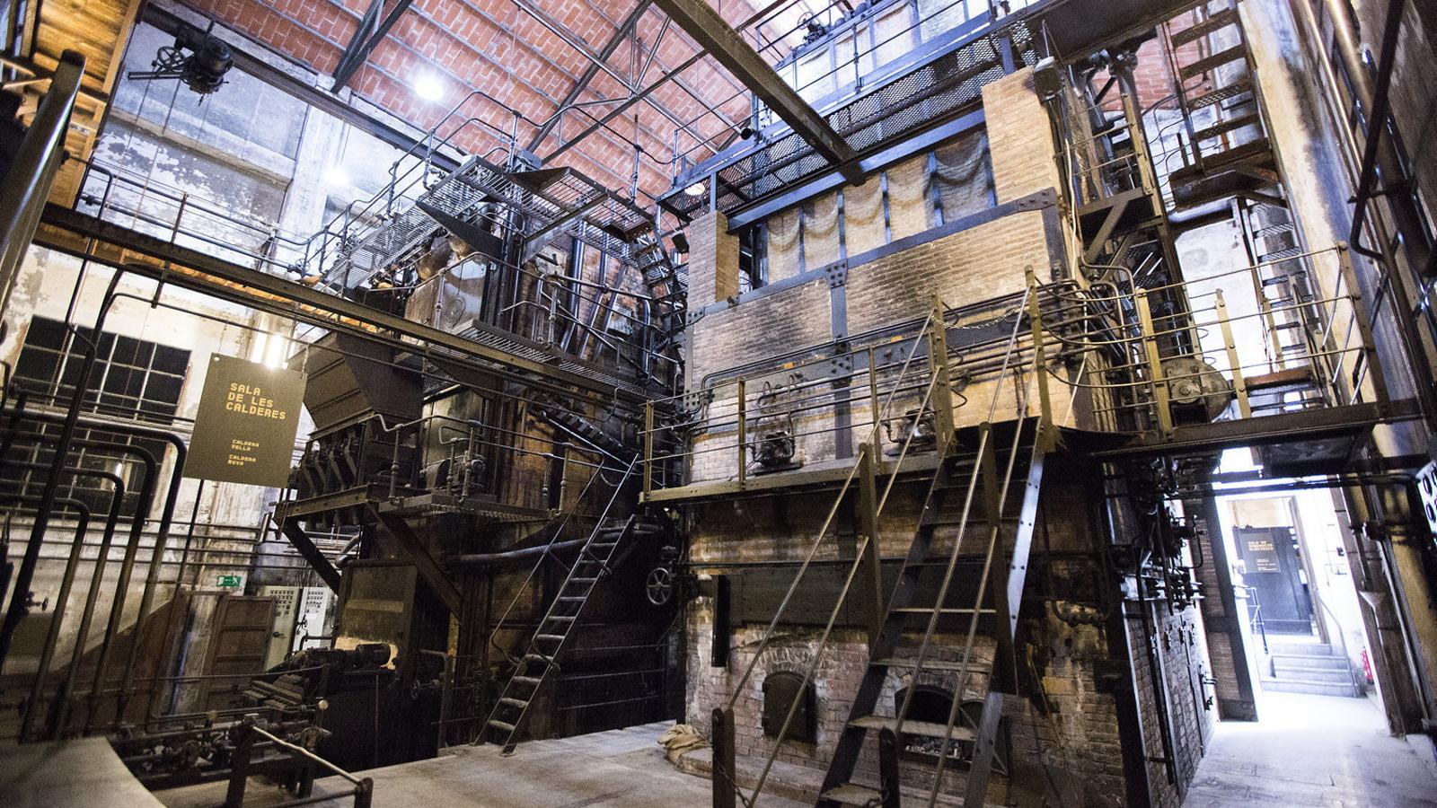 La impressionant sala de les calderes  de la fàbrica tèxtil Roca i Umbert