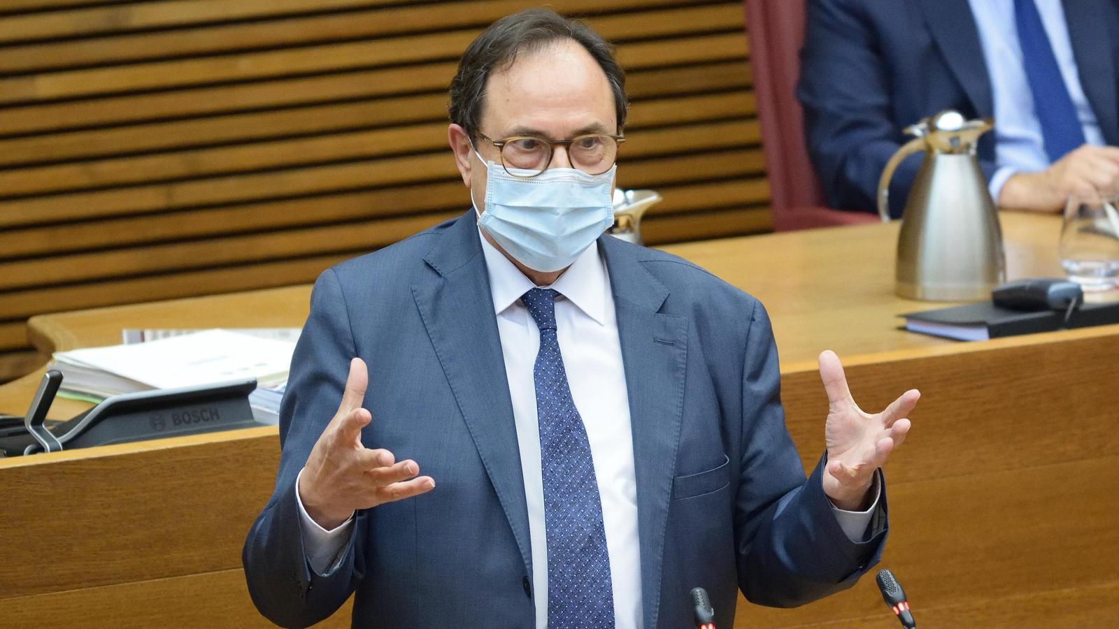 El conseller d'Hisenda, Vicent Soler, durant una intervenció a les Corts Valencianes, en una imatge d'arxiu