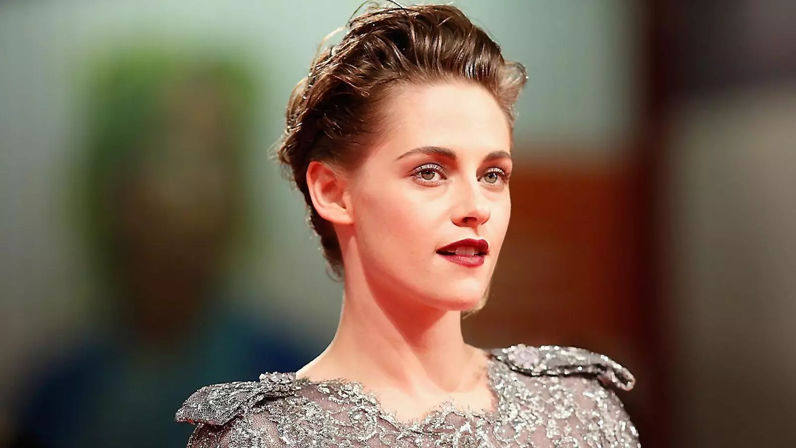 Kristen Stewart torna a estar soltera