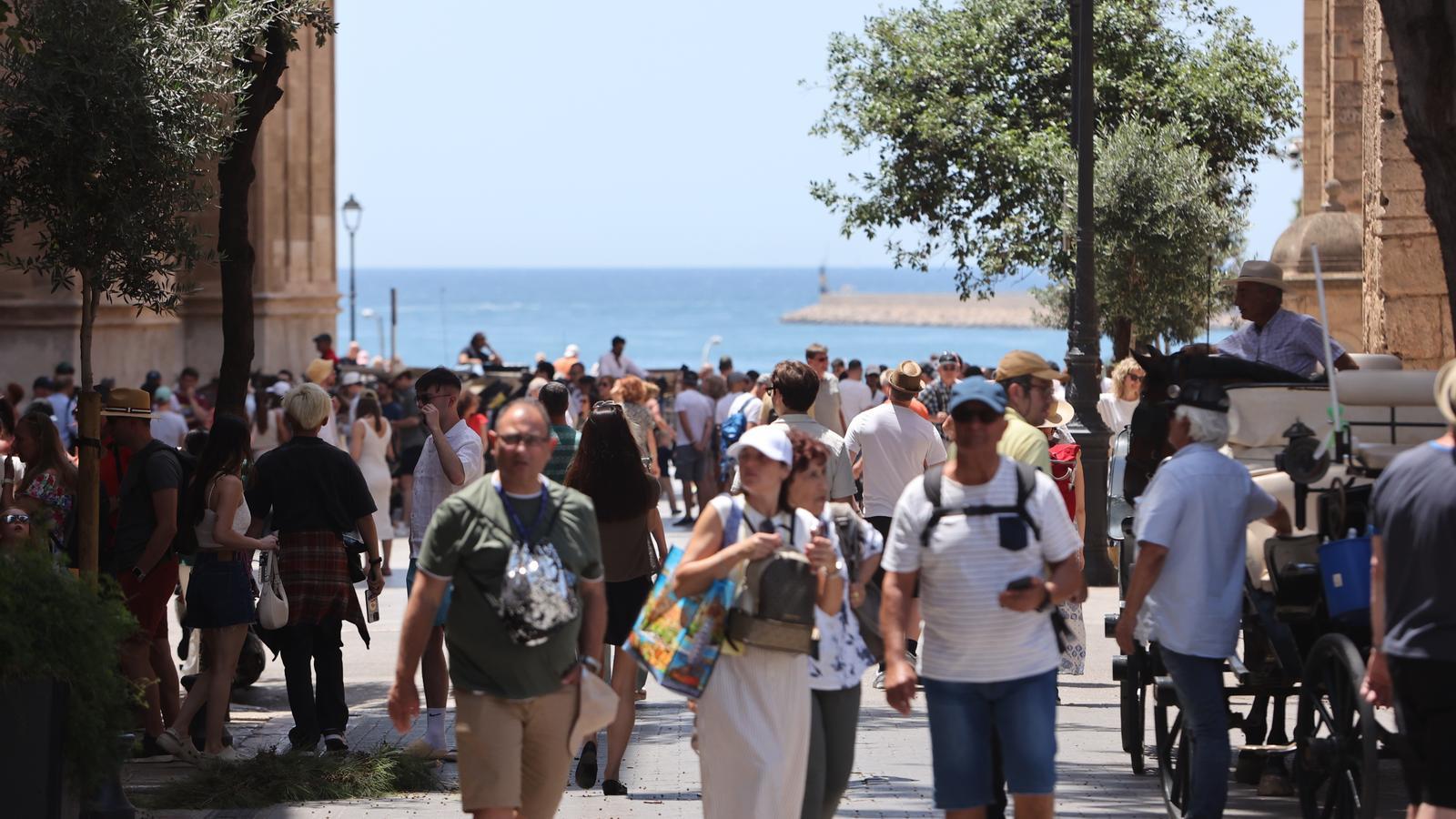 L’estiu comença amb la primera onada de calor