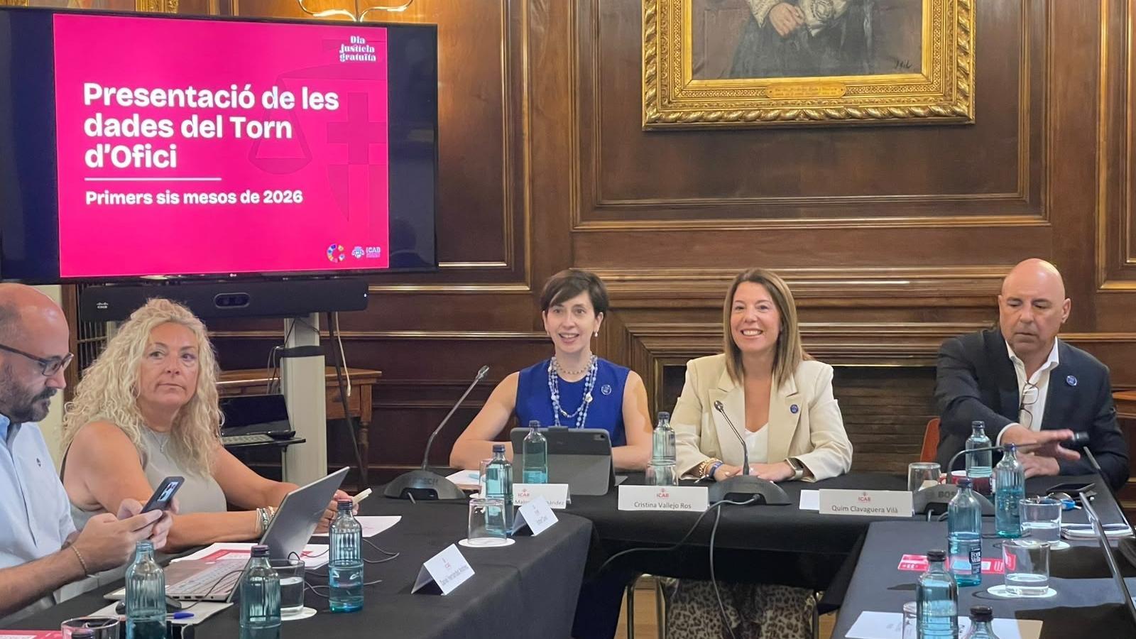 The dean of the Icab Cristina Vallejo and the members of the governing board Cristina Díaz-Malnero and Quim Clavaguera