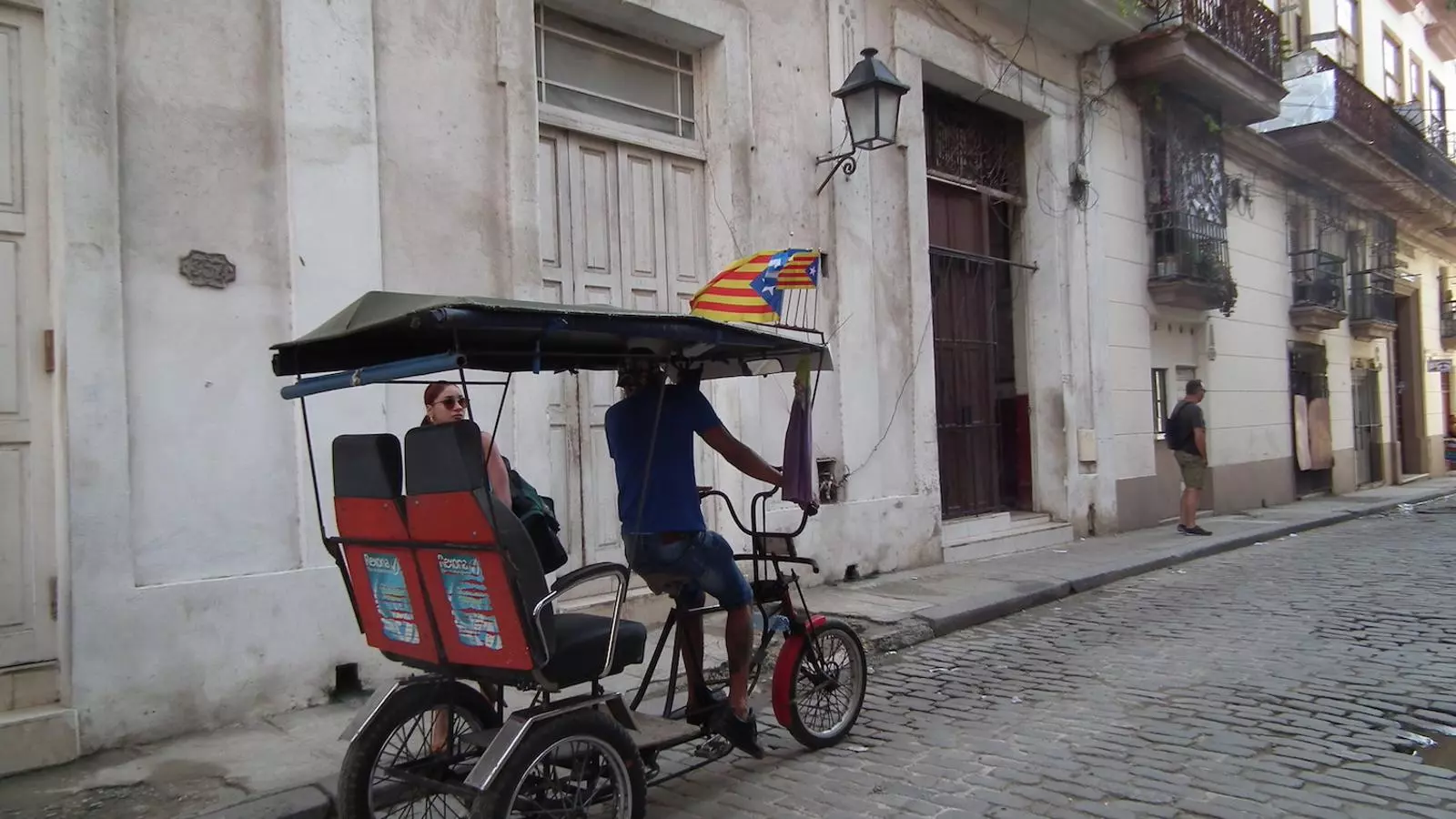 Hi ha obres als edificis antics, tot i que amb bastides molt precàries