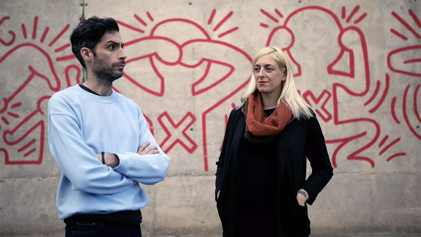 El Conde de Torrefiel, dinàmica de banda de rock