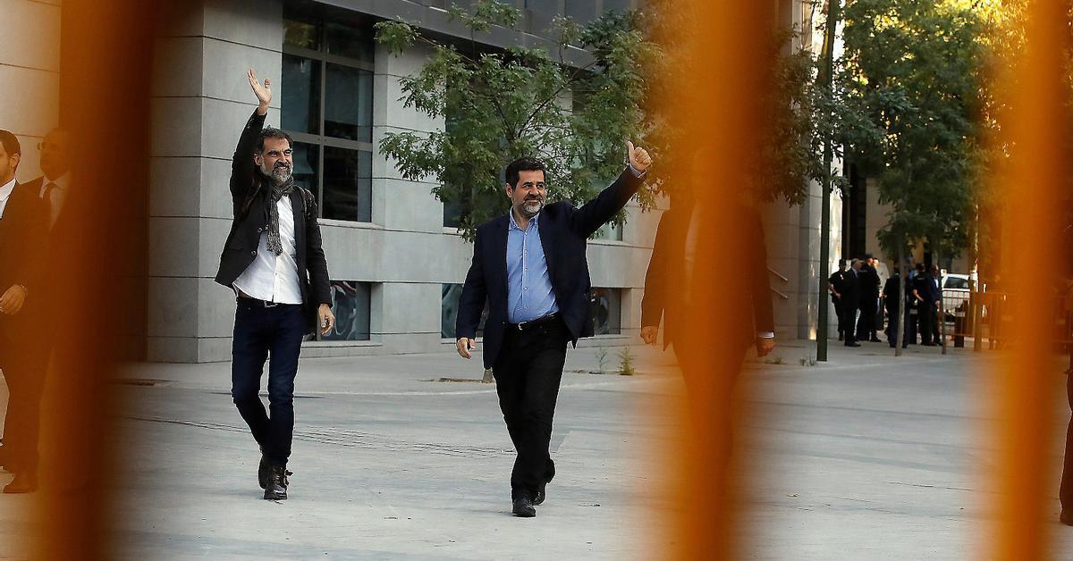 AI makes fresh call for “immediate, unconditional” release of Catalan prisoners Sànchez, Cuixart