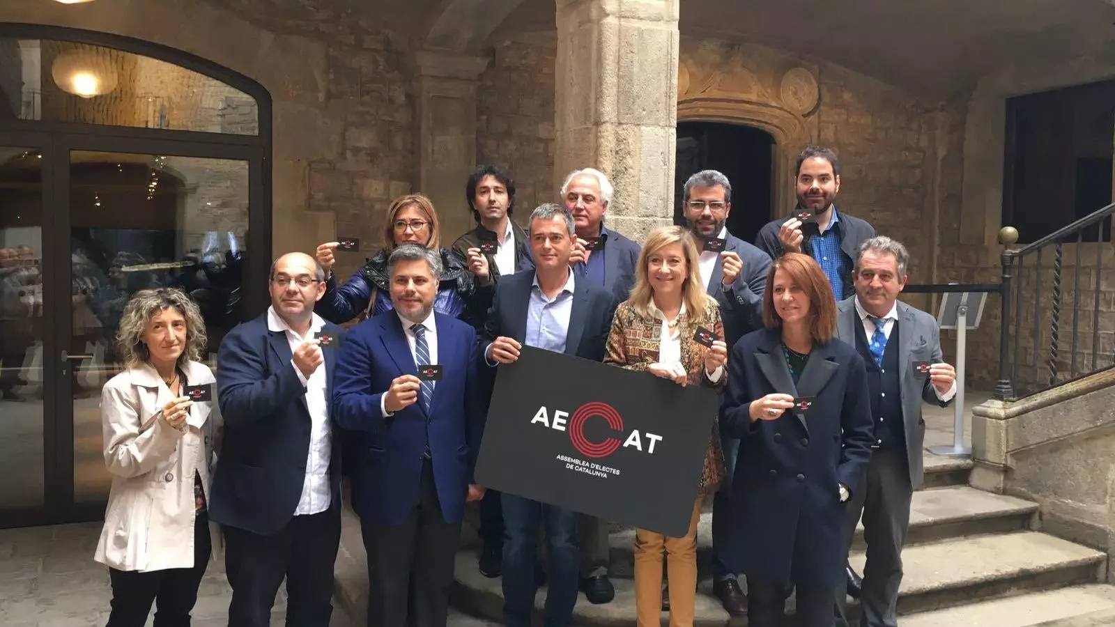 L'AMI presenta l'impuls de l'assemblea de càrrecs electes per assegurar la celebració del referèndum