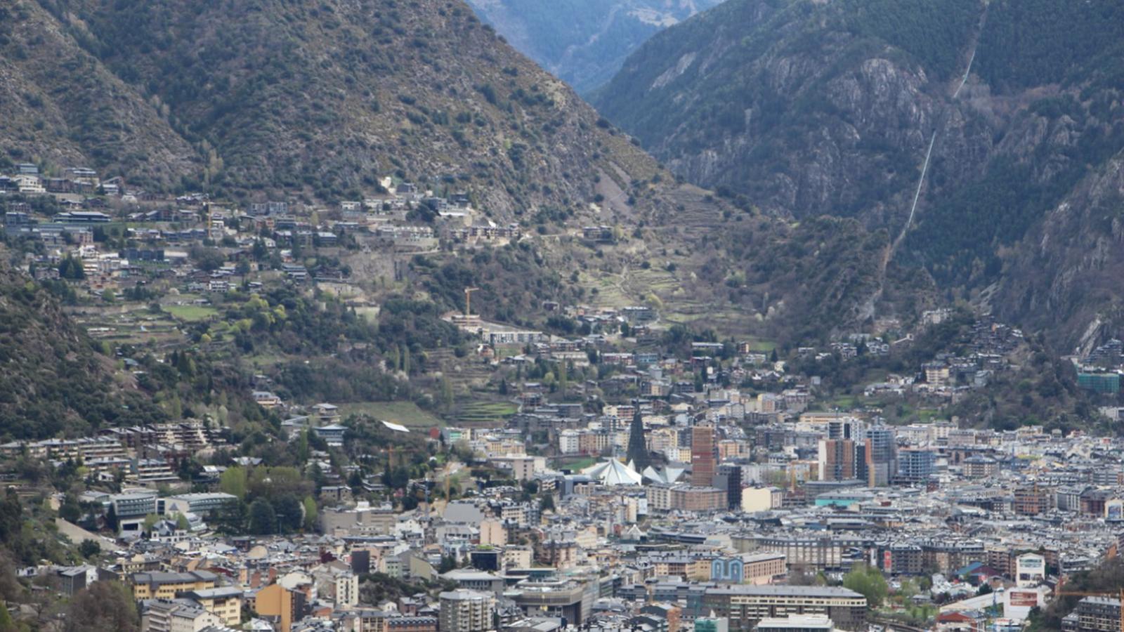 Una imatge de la vall central d'Andorra.