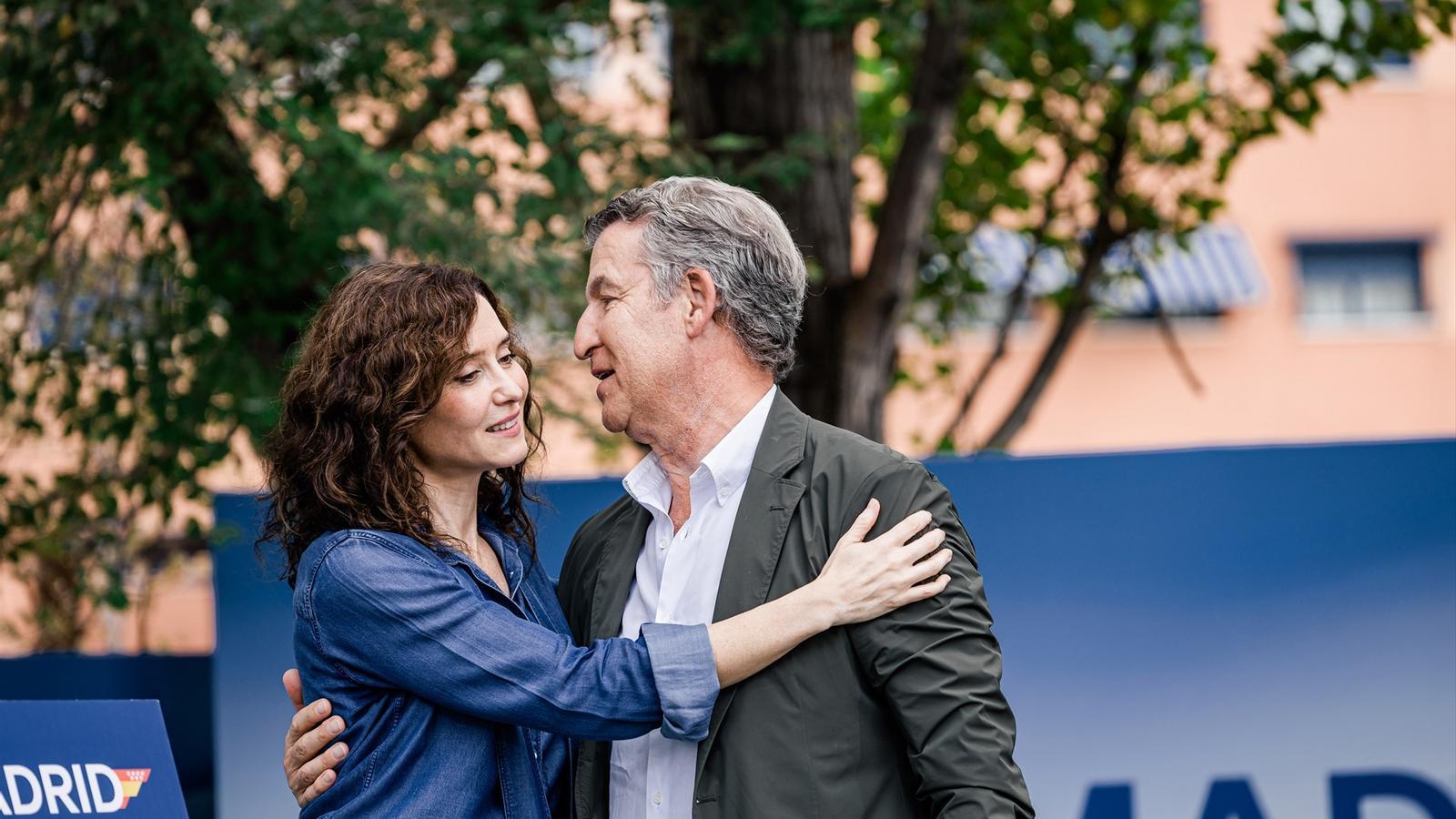 Feijóo con Ayuso, en el acto de este sábado en Madrid