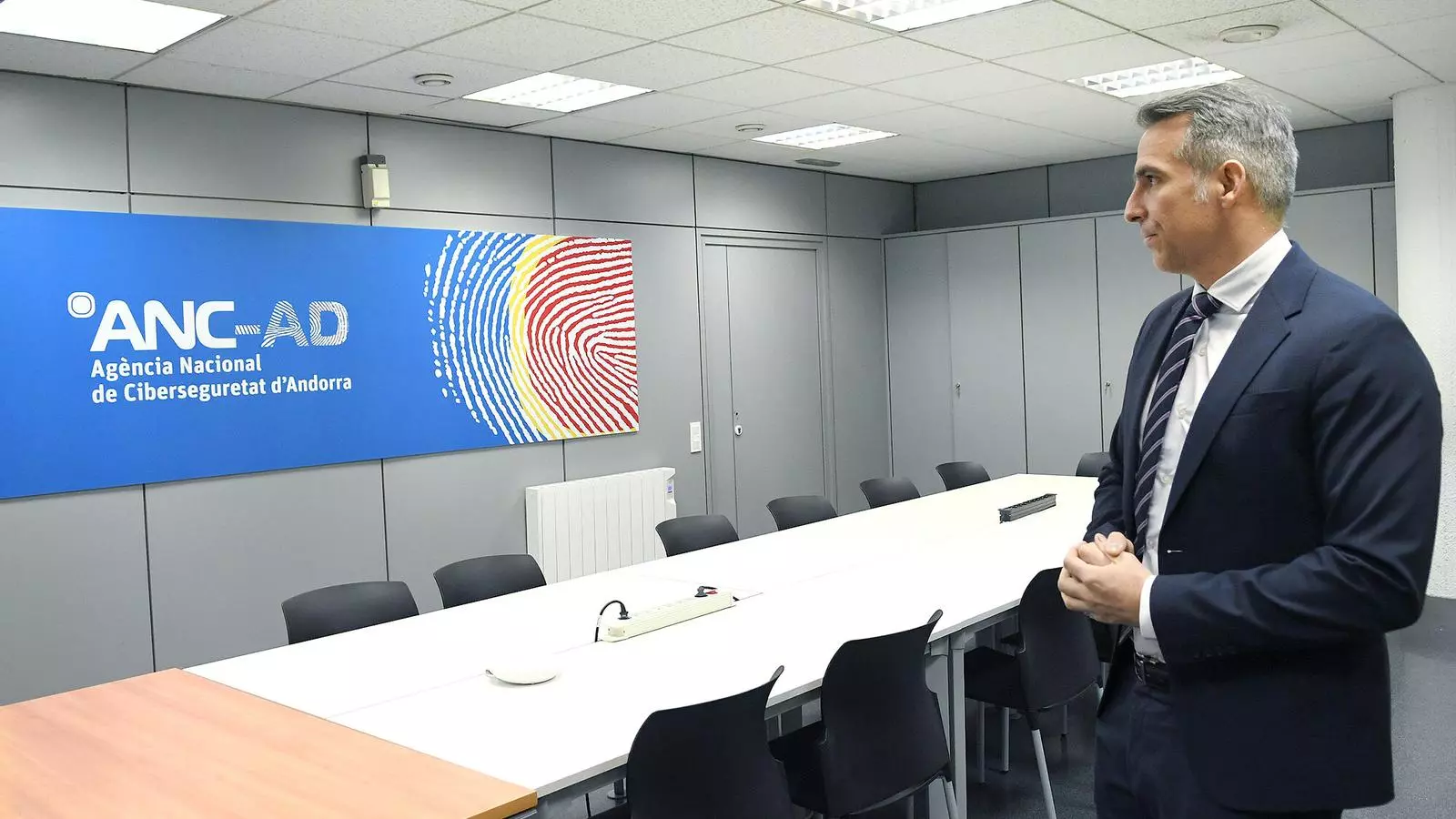 El secretari d’Estat de Transició Digital i Projectes Estratègics, Cesar Marquina, ha presentat aquest dijous l’inici dels serveis de la nova Agència Nacional de Ciberseguretat d’Andorra (ANC-AD).
